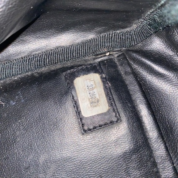 VIntage CHANEL Diamond-Quilted Leather Weekend Duffel - Picture 6 of 10